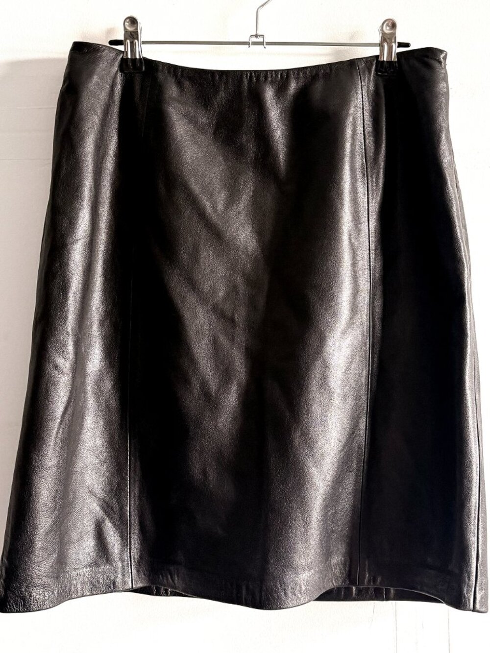 Vintage Alfani Black Leather Midi Skirt Size 10 A-Line Genuine Leather Classic M